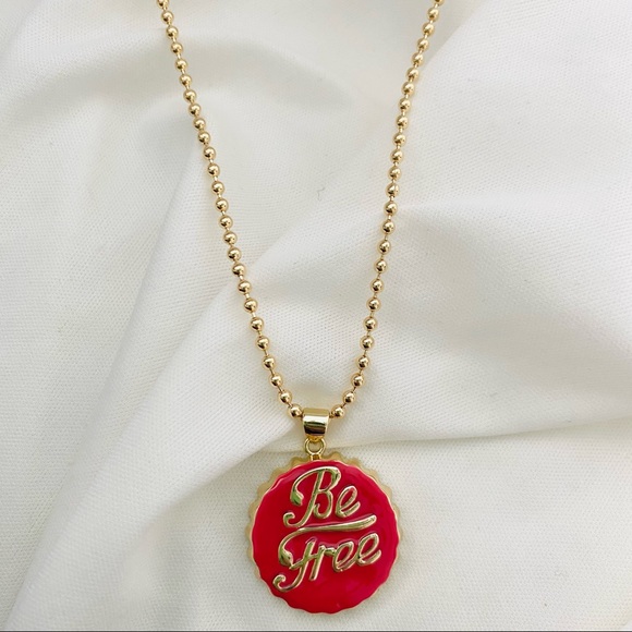 Be Free Bottle Cap Necklace - Picture 2 of 8
